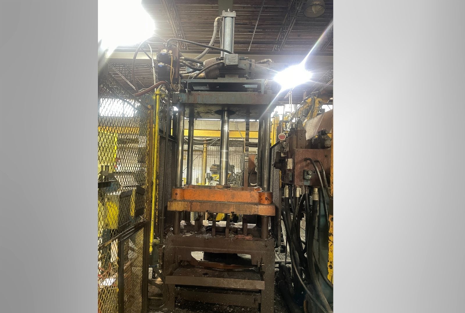 Hydraulic Trim Press