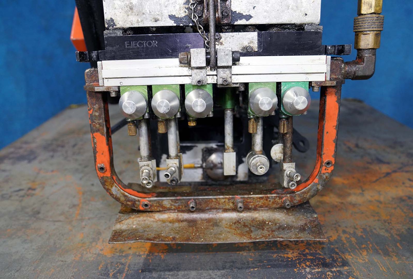 Used Rimrock Sprayer – 60 Inch Stroke Multi-Link Automatic Reciprocating Die Lubrication Sprayer For Die Casting And Foundry  #5051