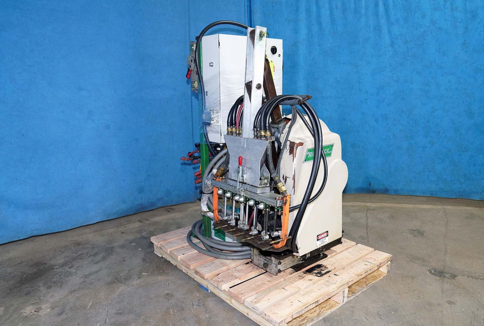 Used Rimrock Sprayer – 72 inch stroke Multi-Link Automatic Reciprocating Die Lubrication Sprayer #5052