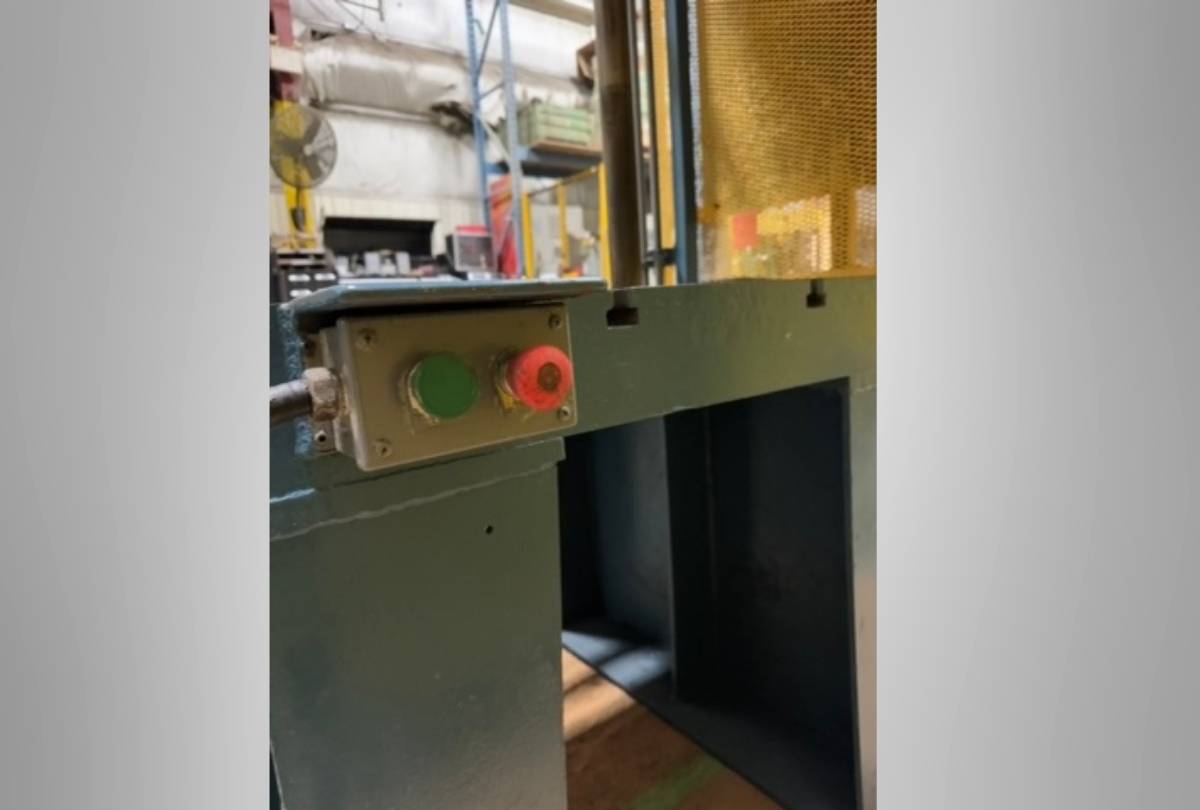 Used Metal Mechanics – 35 Ton Hydraulic Trim Press #5039